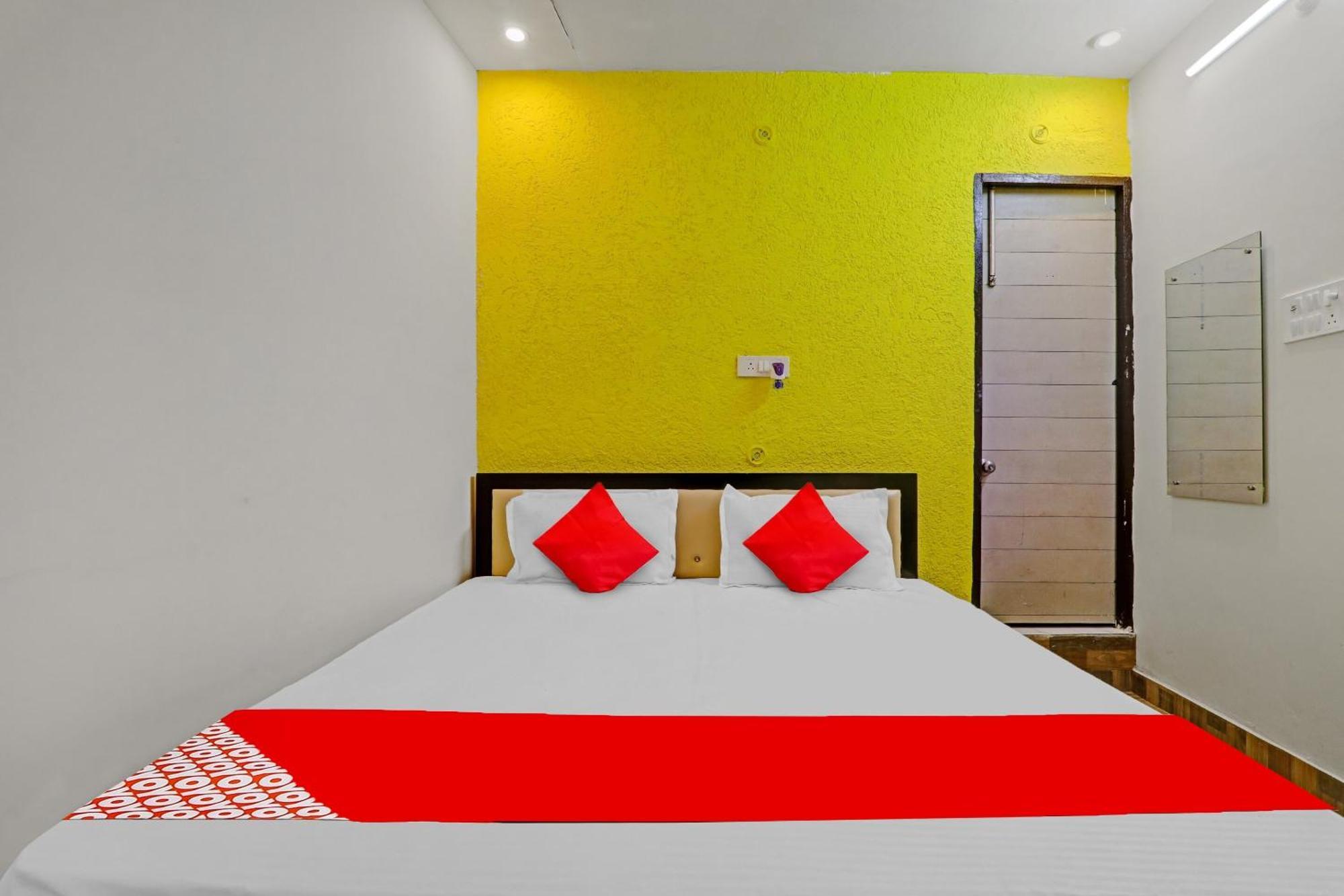 Hotel O R K Hotels Lucknow Exterior photo